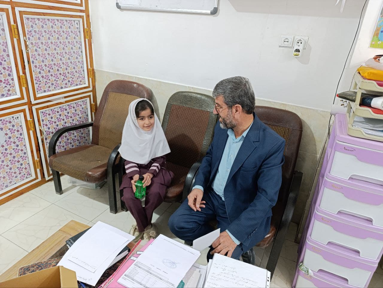 پیش دبستانی ودبستان دخترانه غیردولتی فرزانگان لامرد